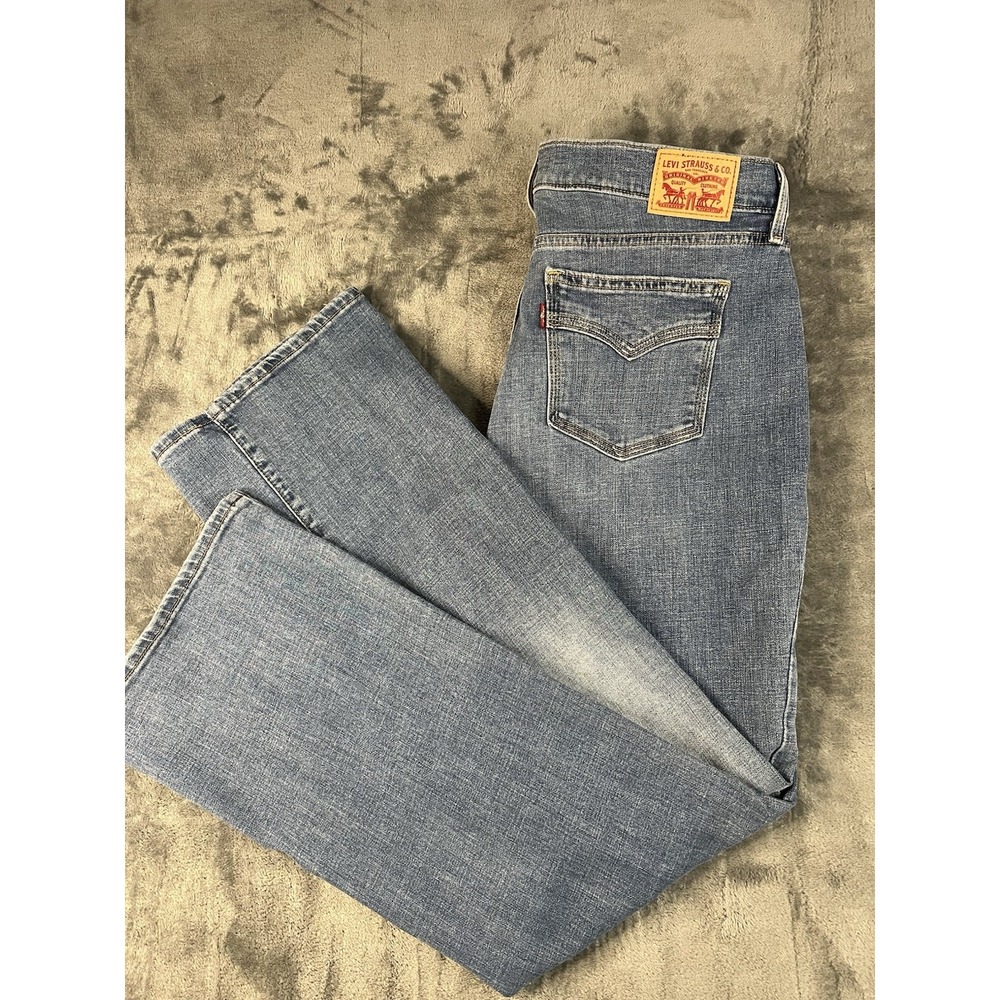 Levi's Classic Bootcut Jeans Womens 12M W31 L30.5 Flap Pocket Medium Wash 9" Hem